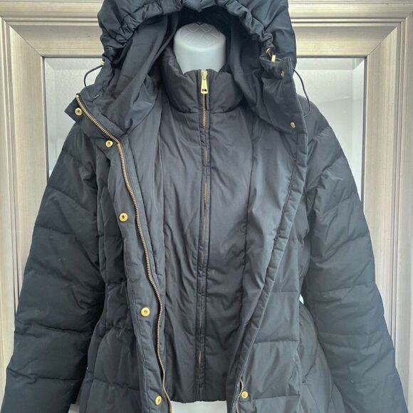 COLE HAAN Women's Taffeta Down Coat with Bib Front and Dramatic Hood, Black, SP - Picture 5 of 9